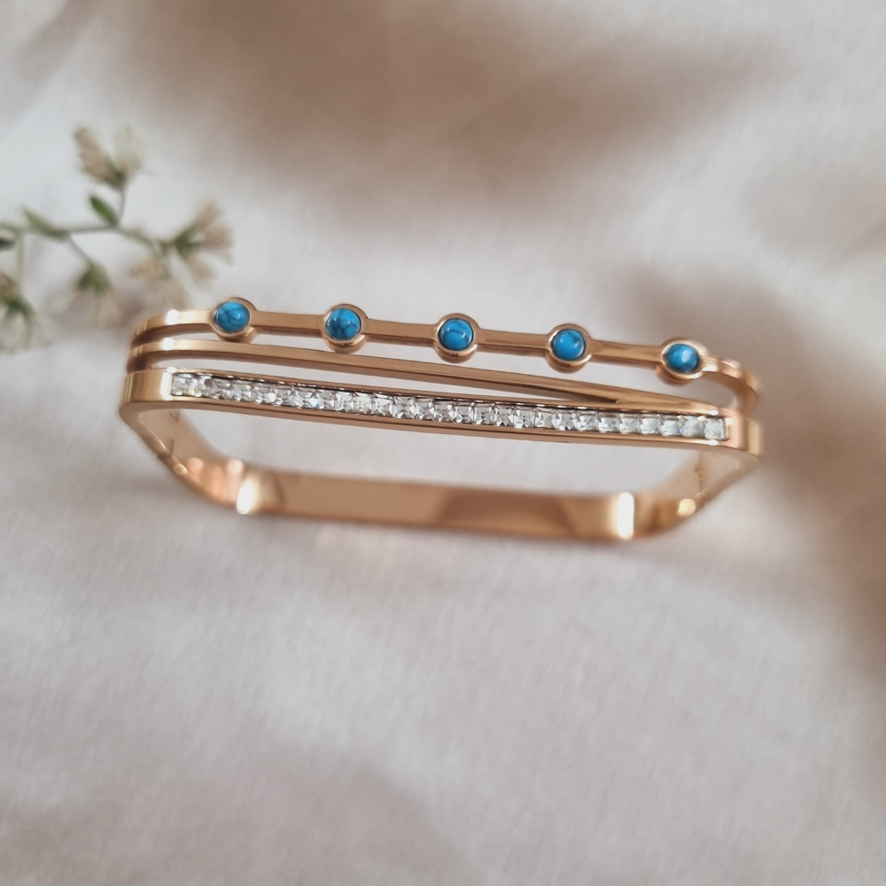 Rose Gold Square studded bracelet